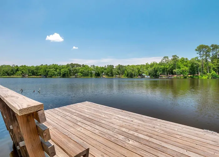 Waterfront On Talquin - Near Fsu - Stunning Views - 2 Story Deck - Fire Pit - Fast 1000 Mbps Internet - 3 Min From Boat Ramp * Tallahassee
