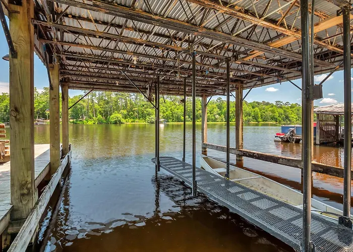 Waterfront On Talquin - Near Fsu - Stunning Views - 2 Story Deck - Fire Pit - Fast 1000 Mbps Internet - 3 Min From Boat Ramp Сasa de vacaciones Tallahassee