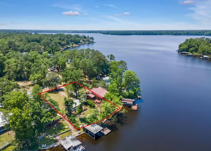 Waterfront On Talquin - Near Fsu - Stunning Views - 2 Story Deck - Fire Pit - Fast 1000 Mbps Internet - 3 Min From Boat Ramp Сasa de vacaciones