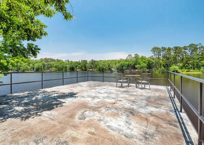 Waterfront On Talquin - Near Fsu - Stunning Views - 2 Story Deck - Fire Pit - Fast 1000 Mbps Internet - 3 Min From Boat Ramp Tallahassee